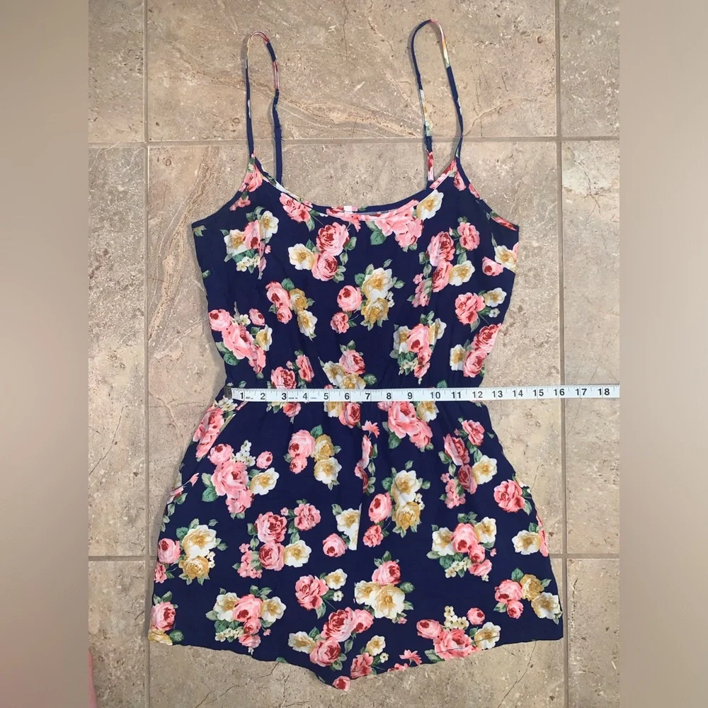 I Love S&S Inc Navy Pink Floral Romper with Pockets Elastic Waistband - Size S/M - Picture 8 of 10